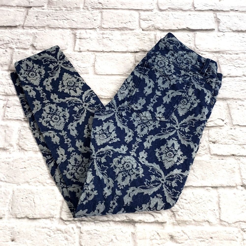 Life in Progress floral Skinny jeans sz29
